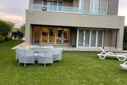 Luxuries Villa at Palm Hills 2