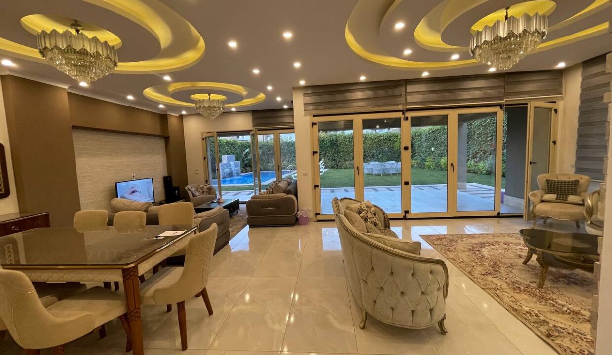 Luxuries Villa at Palm Hills 5