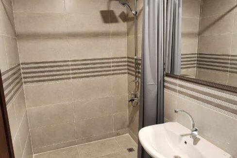 Unfurnished-Apartment-For-rent-In-Azad Bathroom