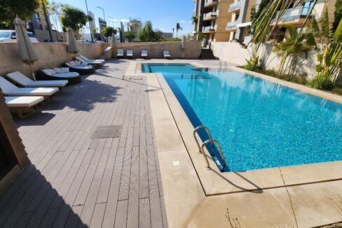 Unfurnished-Apartment-For-rent-In-Azad-Compund