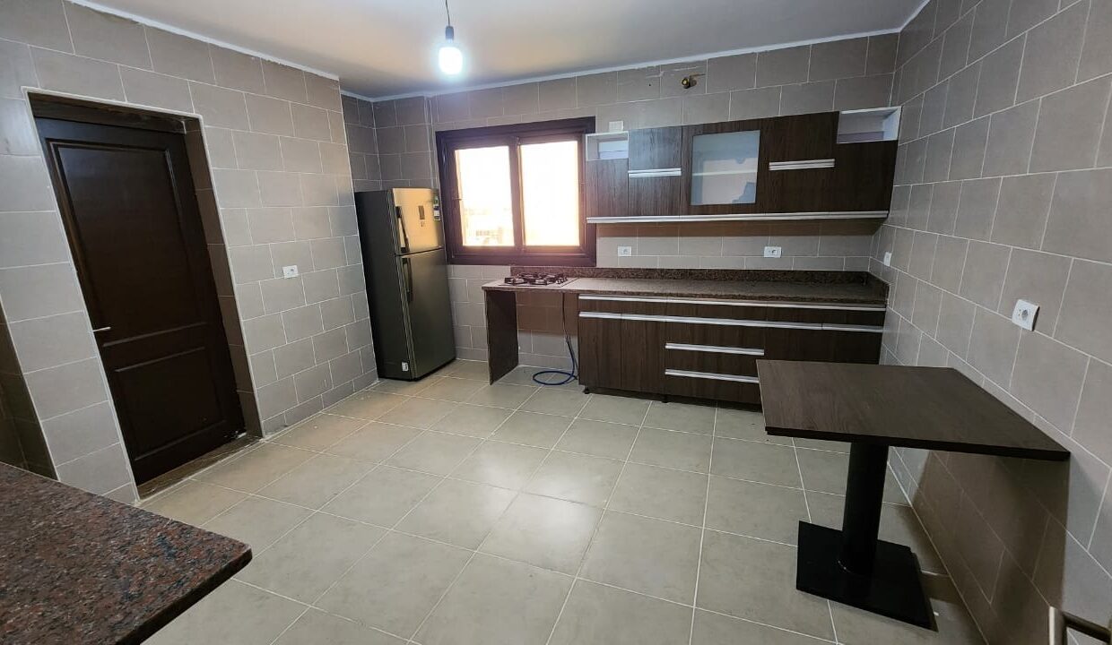 Unfurnished-Apartment-For-rent-In-Azad-Kitchen