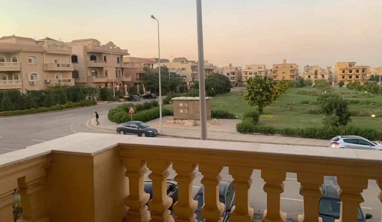 EL Yamine Balconi View