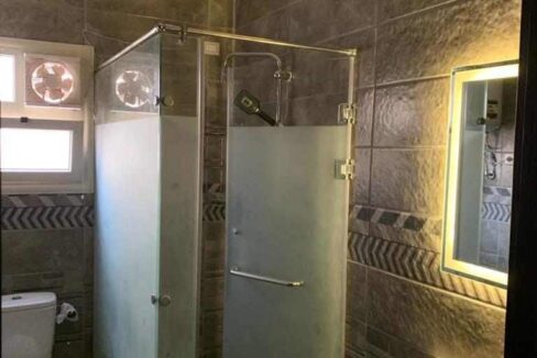 EL Yamine Bathroom 2