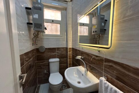 EL Banafseg Bathroom