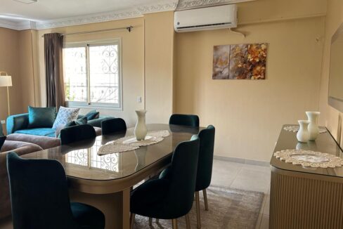 EL Banafseg Dining Table