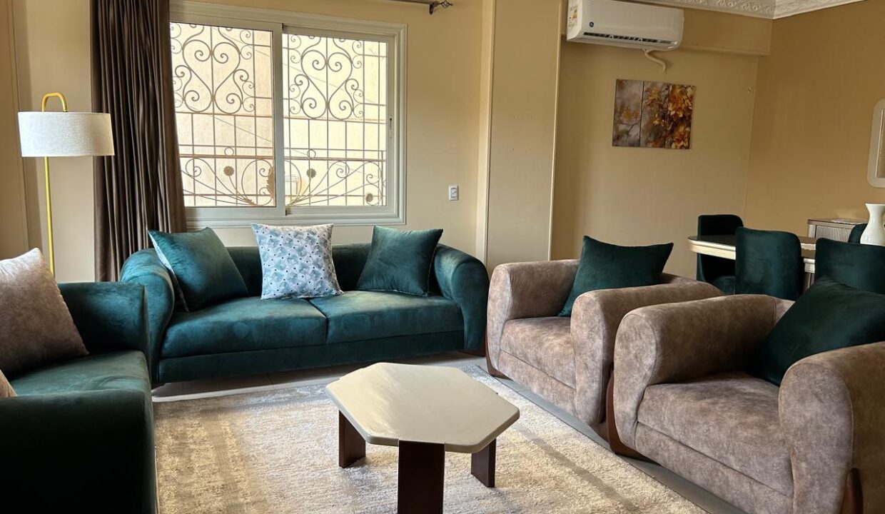 EL Banafseg Reception